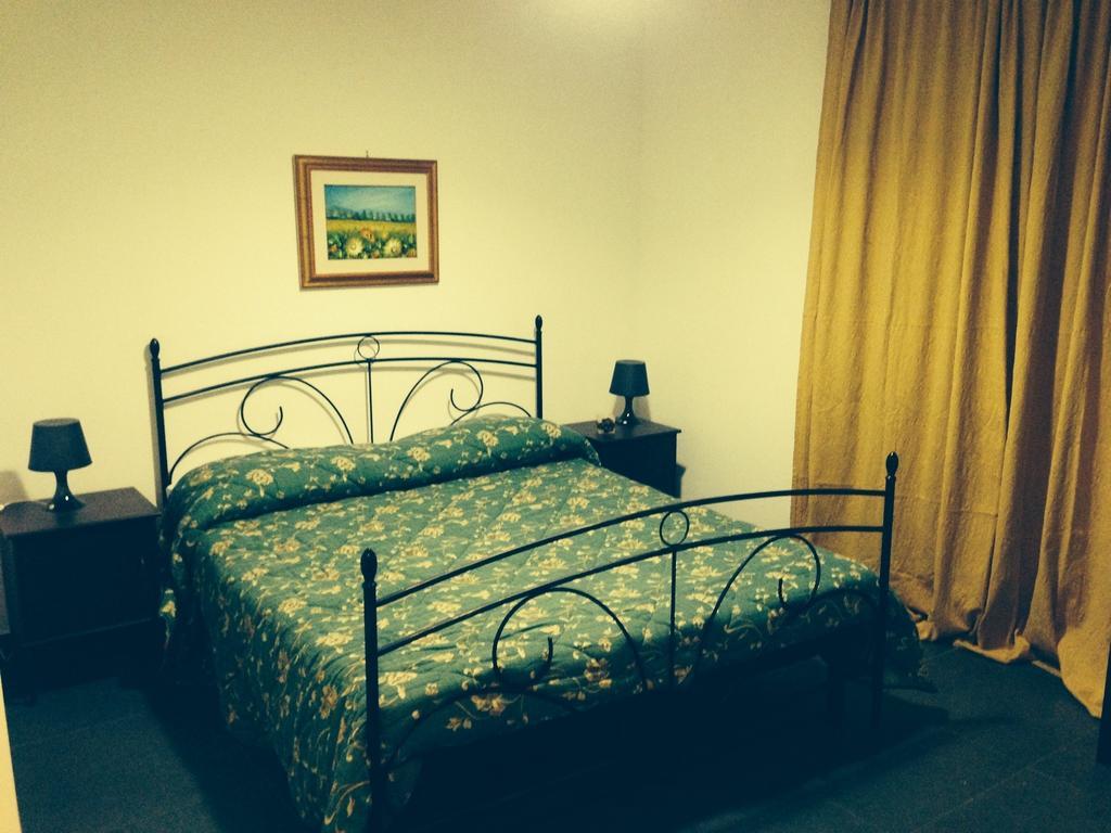 B&B Largo Barile カルタニッセッタ 部屋 写真