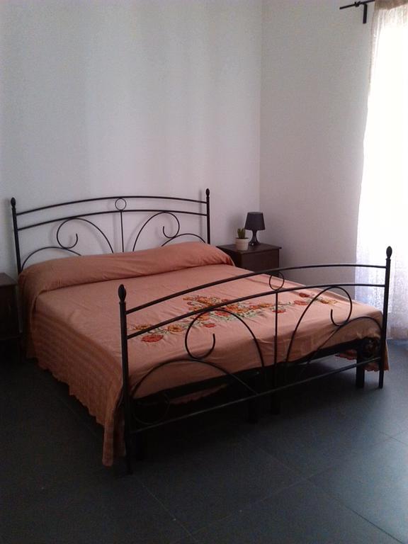 B&B Largo Barile カルタニッセッタ 部屋 写真